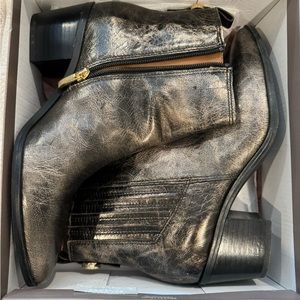 Franco Sarto Women's Shay Fashion Boot size 8 MAKE AN OFFER